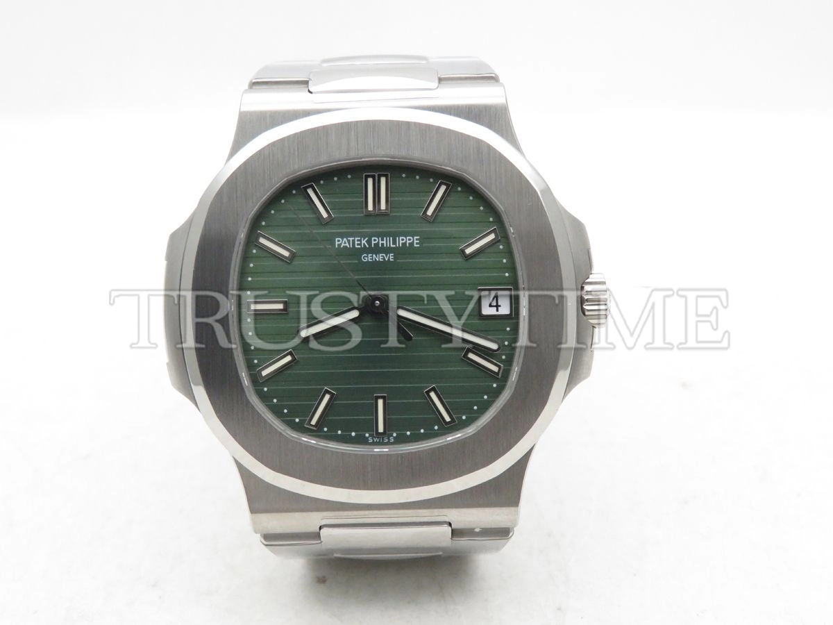 Копия часов Patek Philippe Nautilus 40mm 5711-1A-014