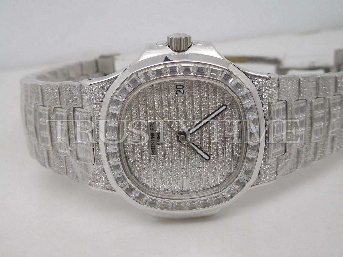 Копия часов Patek Philippe Nautilus 40mm 5719/10G-010