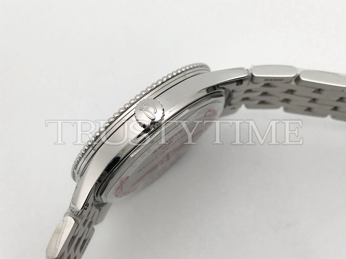 Копия часов Breitling Navitimer Automatic 41 A17326361L1A1