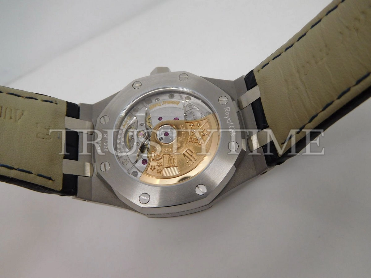 Копия часов Audemars Piguet Royal Oak Automatic 15452BC.ZZ.D019CR.01