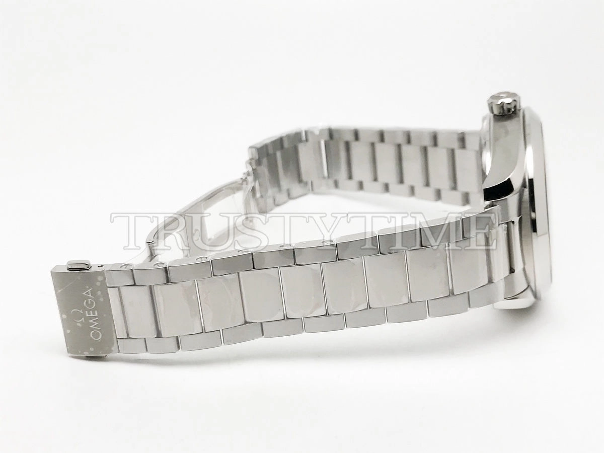 Копия часов Omega Seamaster Aqua Terra Co-axial Master Chronometer GMT Worldtimer 43mm 220.10.43.22.03.002