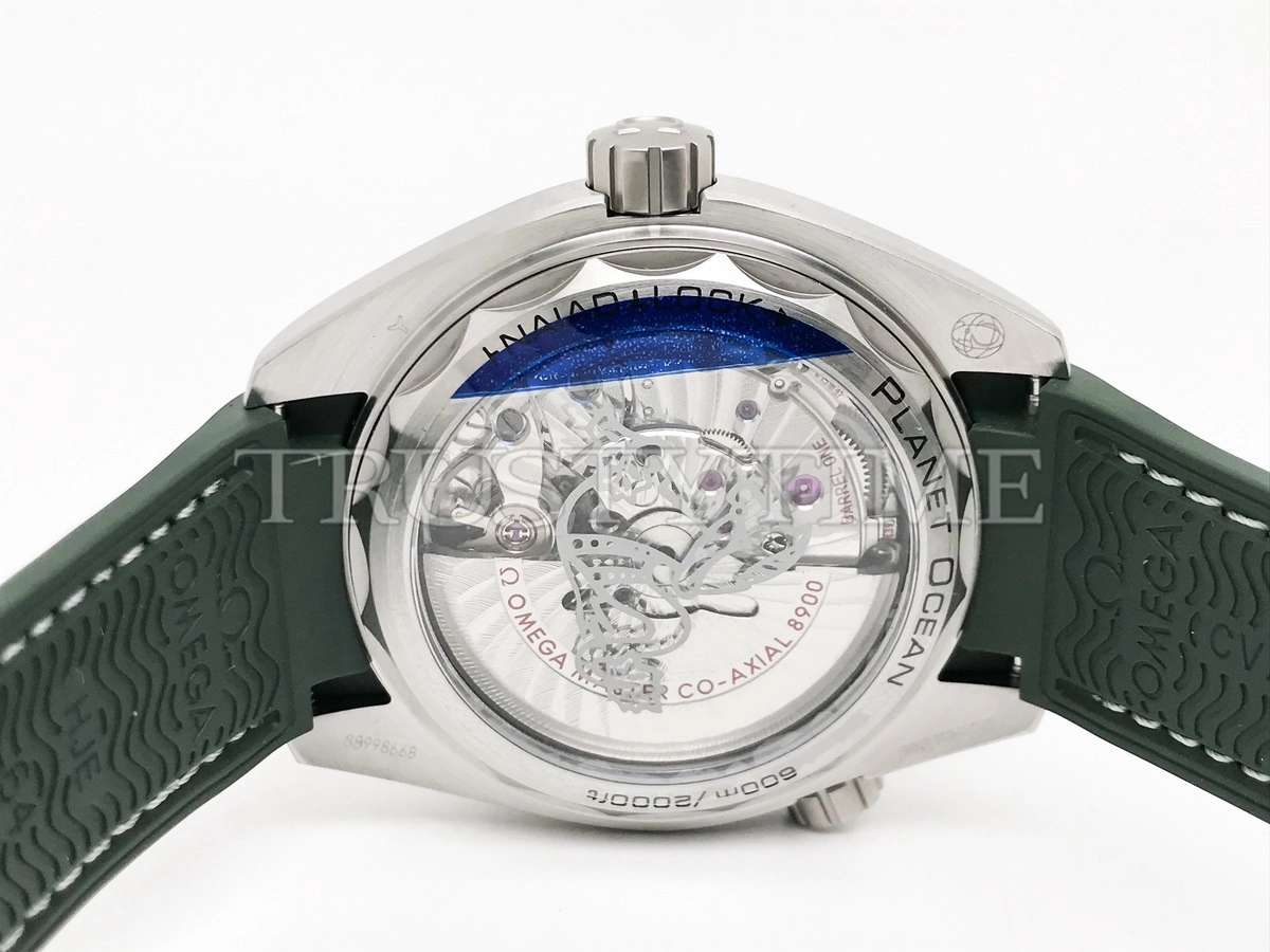Копия часов Omega Seamaster Planet Ocean 600m 43,5mm 215.32.44.21.06