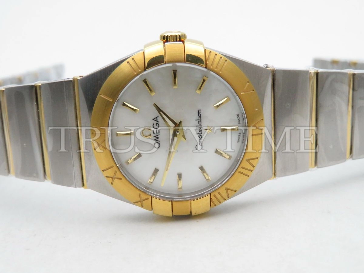 Копия часов Omega Constellation Manhattan Quartz 28mm 131.20.28.60.05.002