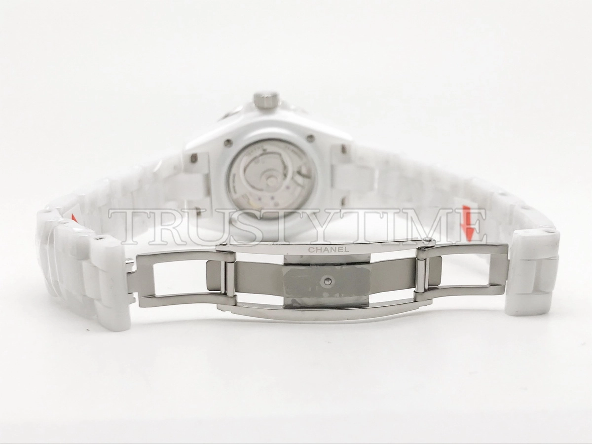 Копия часов Chanel J-12 33 H10472