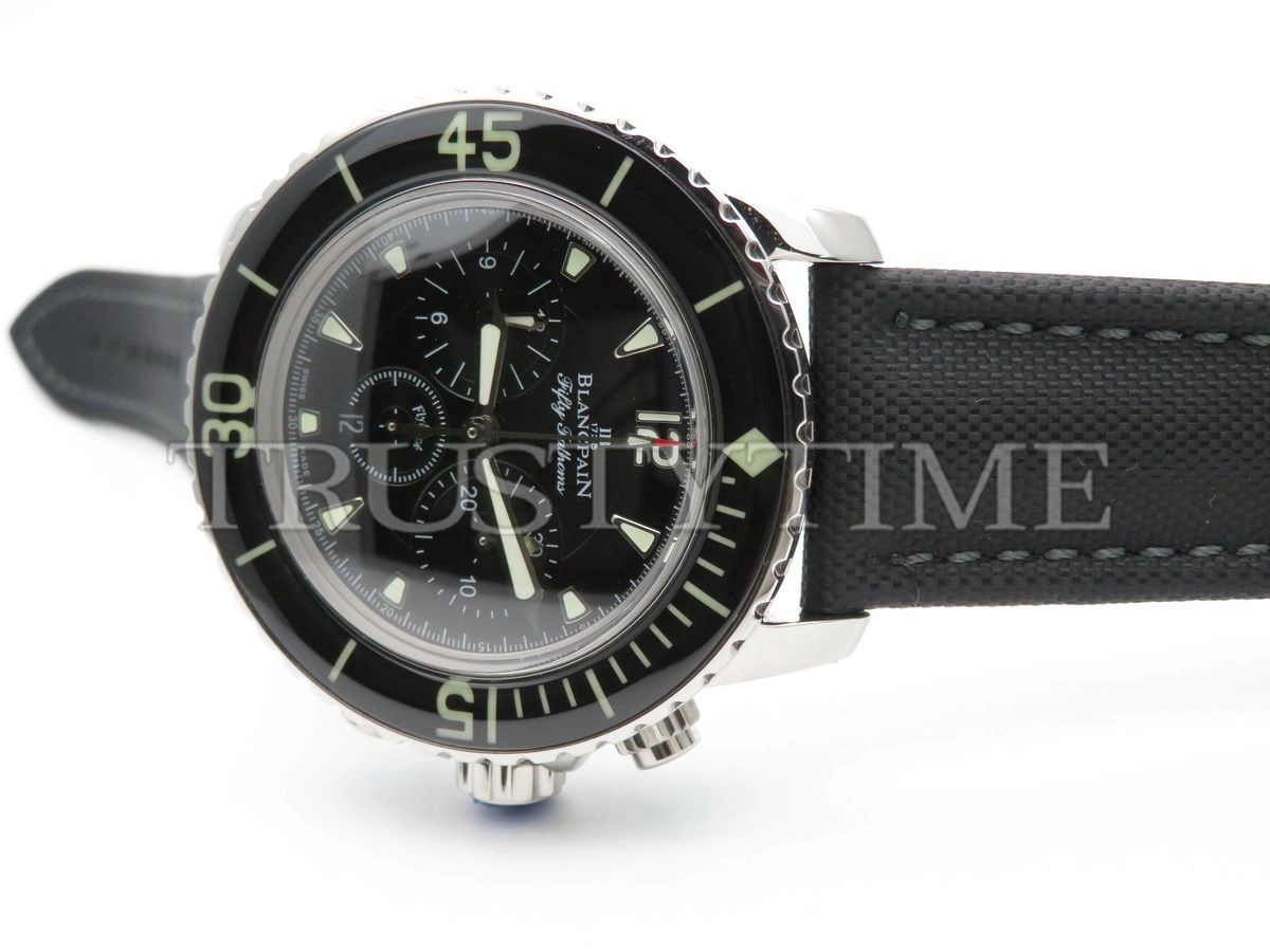 Копия часов Blancpain Fifty Fathoms Flyback Chronograph 5085F-1130-52A