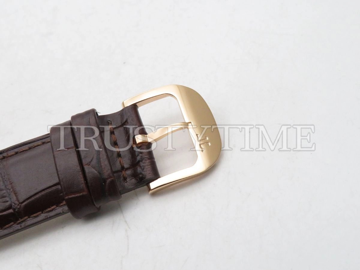 Копия часов Jaeger-LeCoultre Master Ultra Thin Moon 39mm 1362520