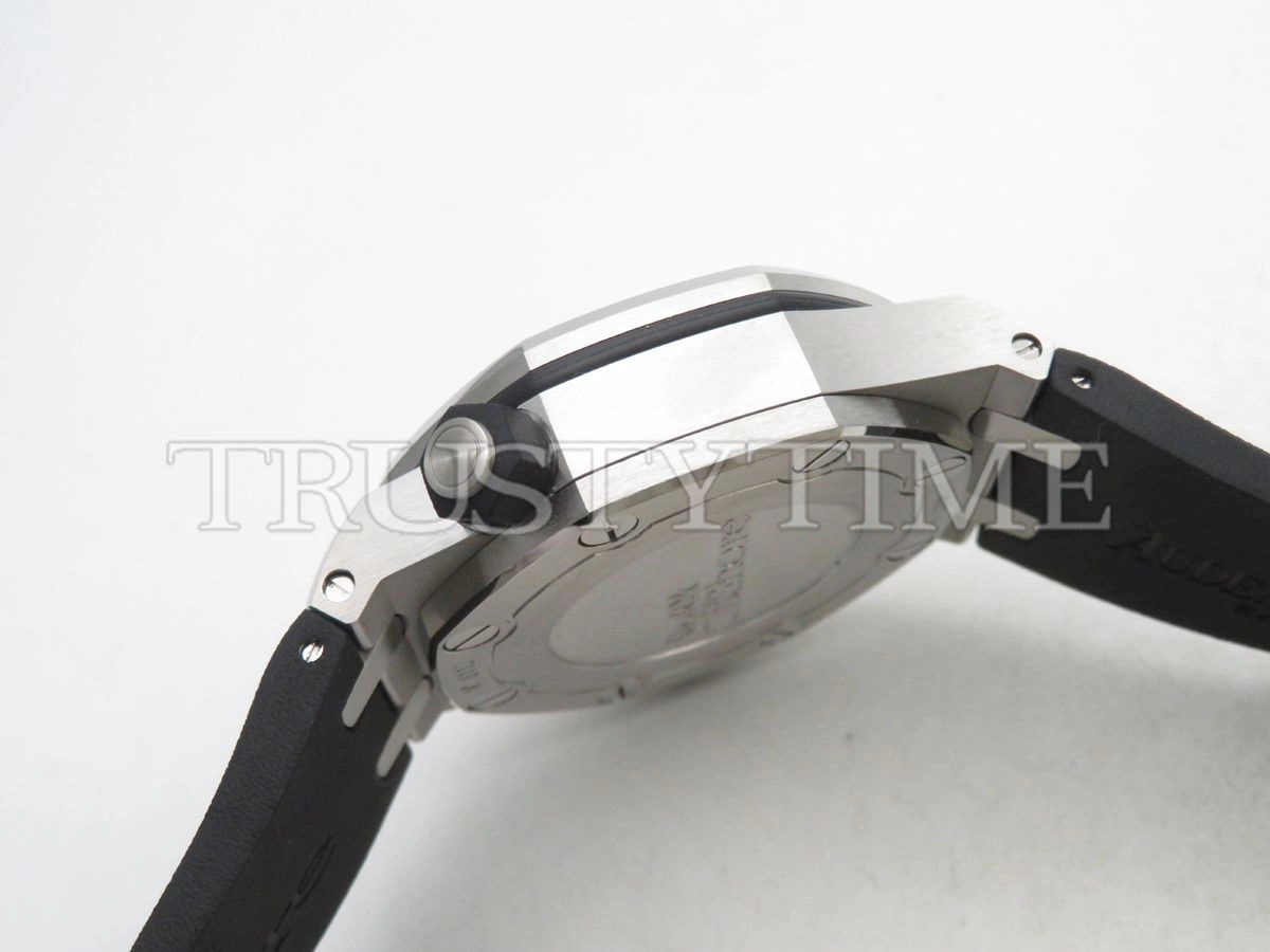 Копия часов Audemars Piguet Royal Oak Offshore Diver 15703ST.OO.A002CA.01