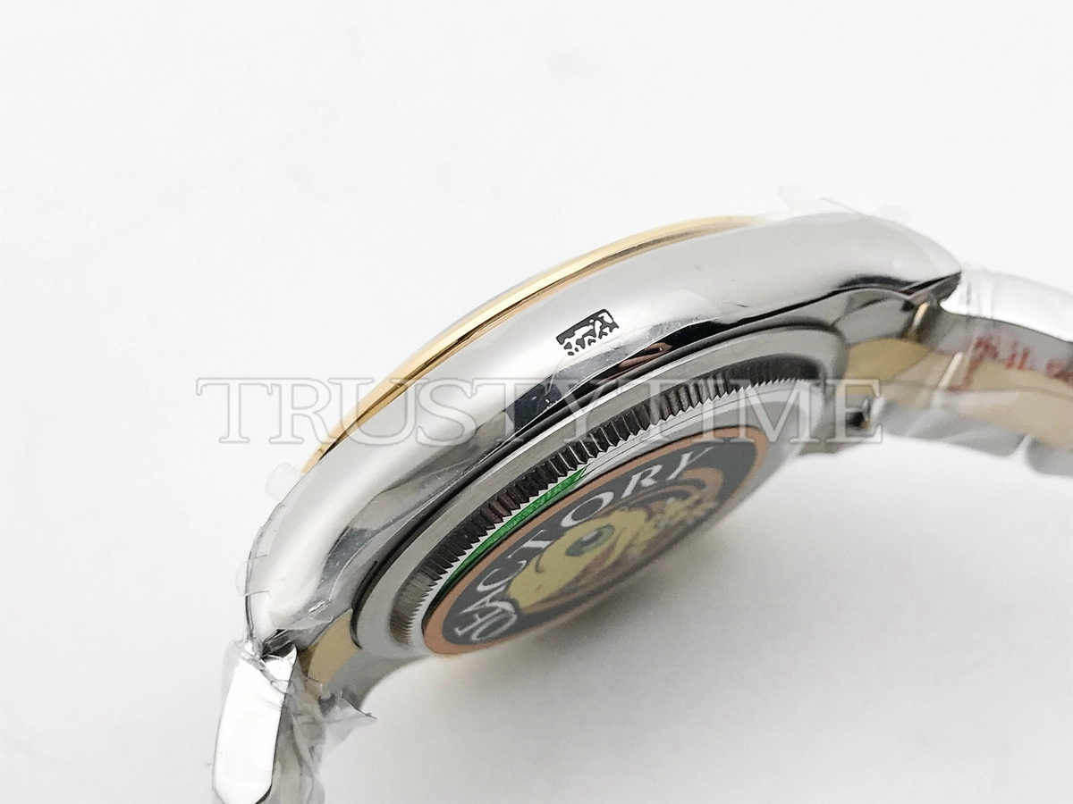 Копия часов Rolex Cosmograph Daytona 126503-0003