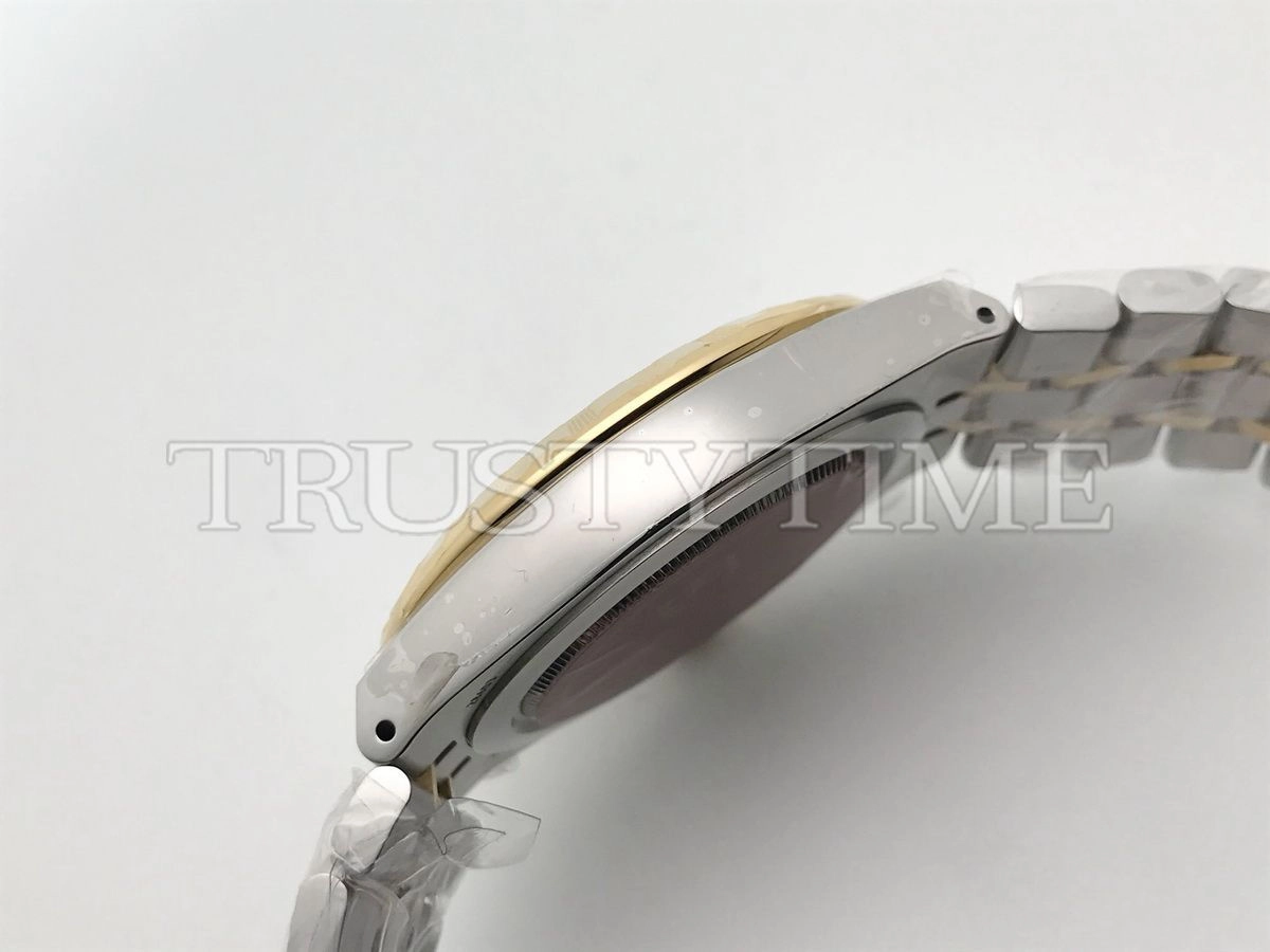 Копия часов Tudor Royal Day-Date 41mm M28603-0001