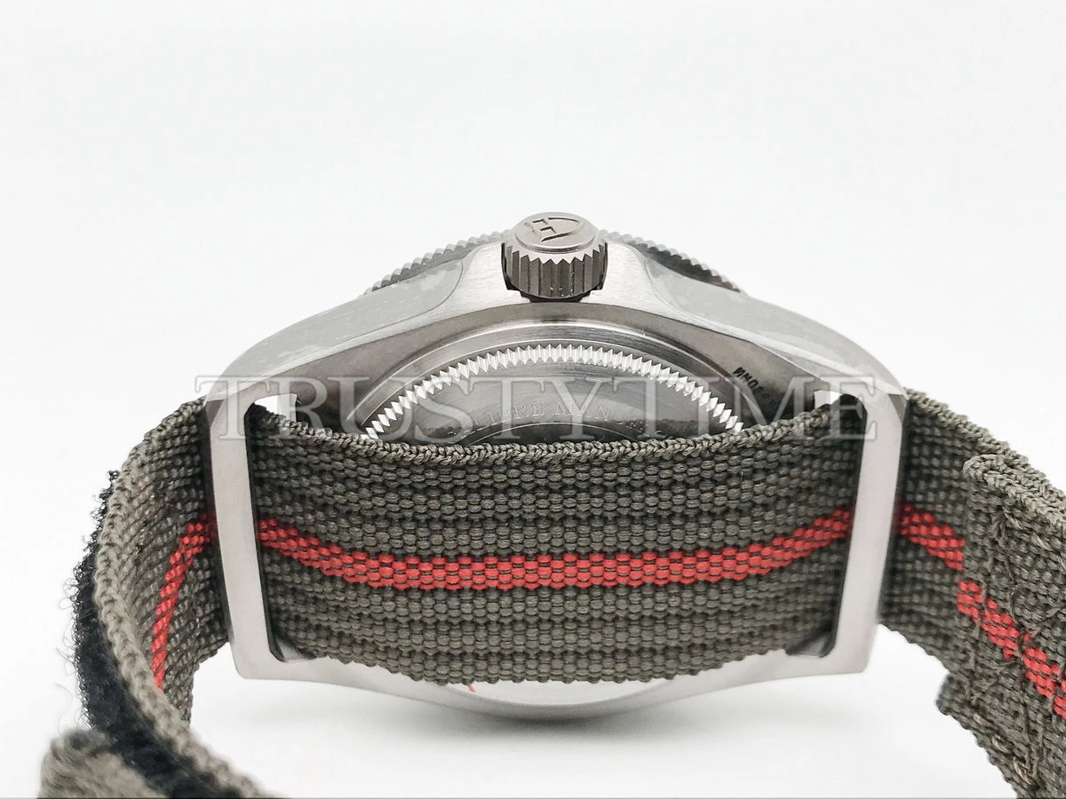 Копия часов Tudor Pelagos FXD 42mm M25717N-0001