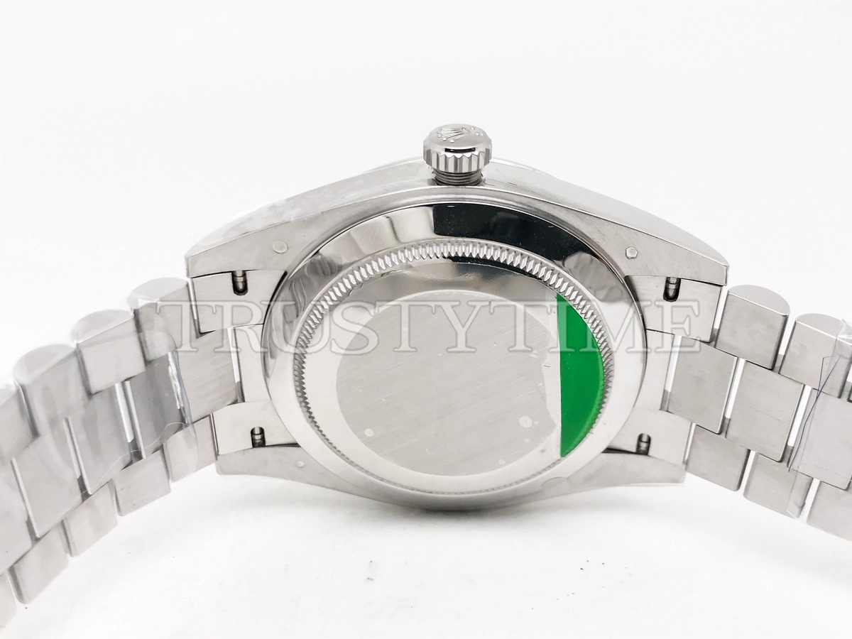Копия часов Rolex Day-Date 40mm 228239-0060