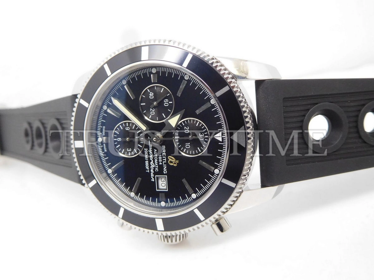 Копия часов Breitling Superocean Heritage Chronograph Volcano 46 A13313121B1A1