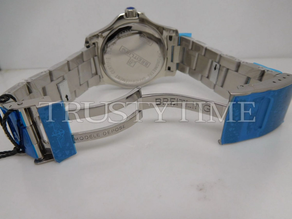 Копия часов Breitling Colt Automatic Stratus 44 A1738811/G791/173A