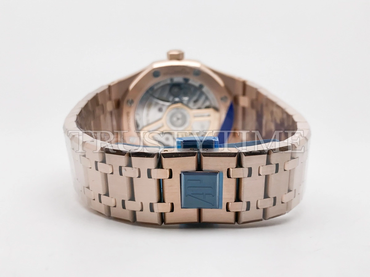 Копия часов Audemars Piguet Royal Oak Selfwinding 15510OR.OO.1320OR.04