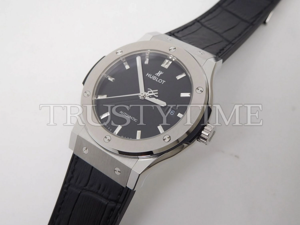 Копия часов Hublot Classic Fusion 42mm 542.NX.1171.LR