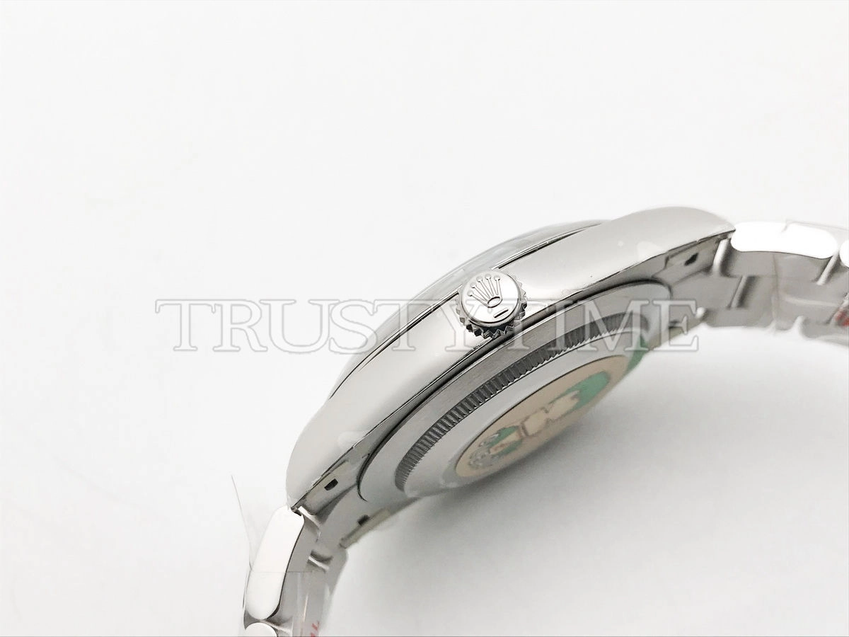 Копия часов Rolex Oyster Perpetual 36mm 126000-0006