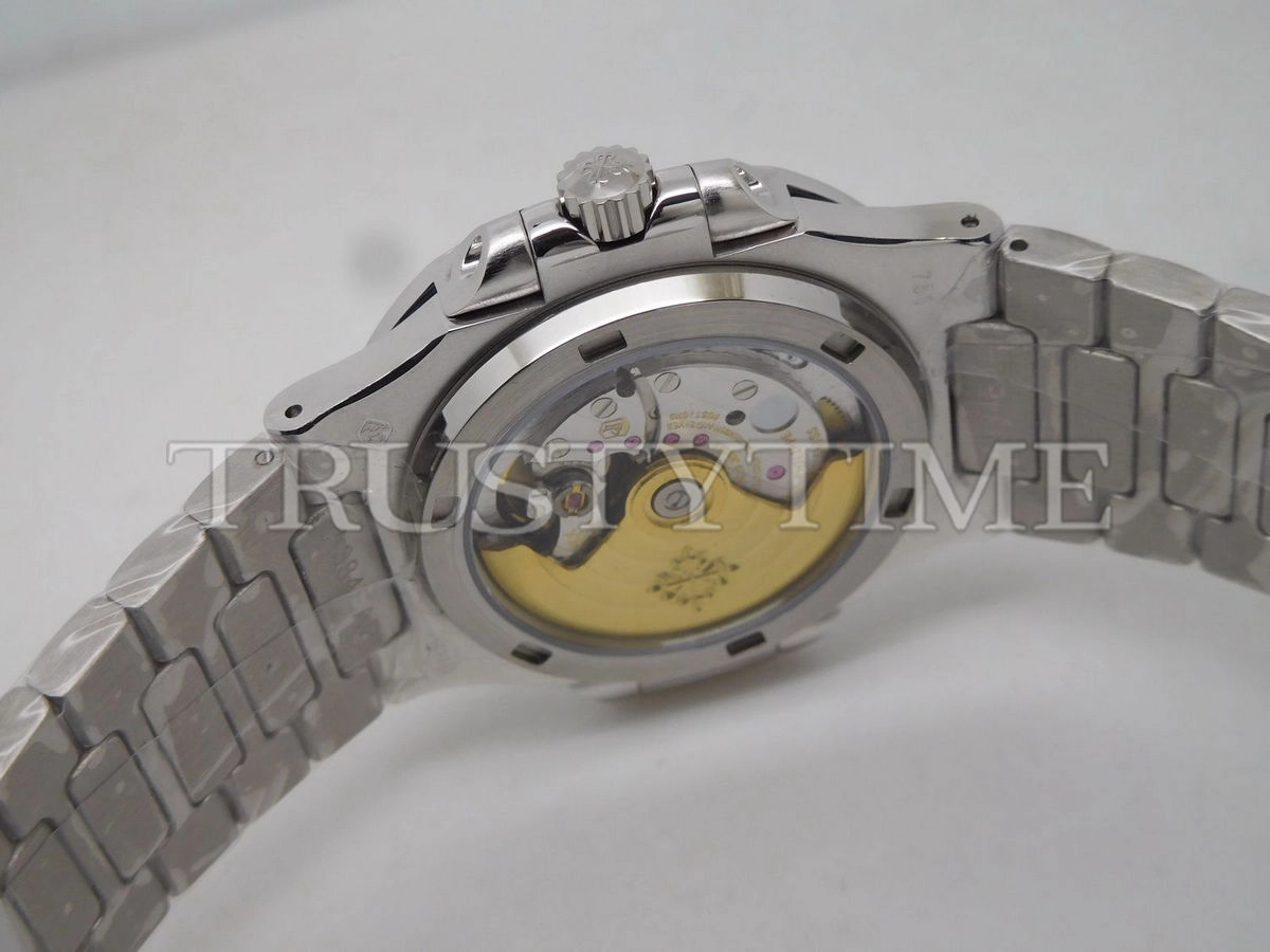Копия часов Patek Philippe Nautilus 40mm 5719/10G-010