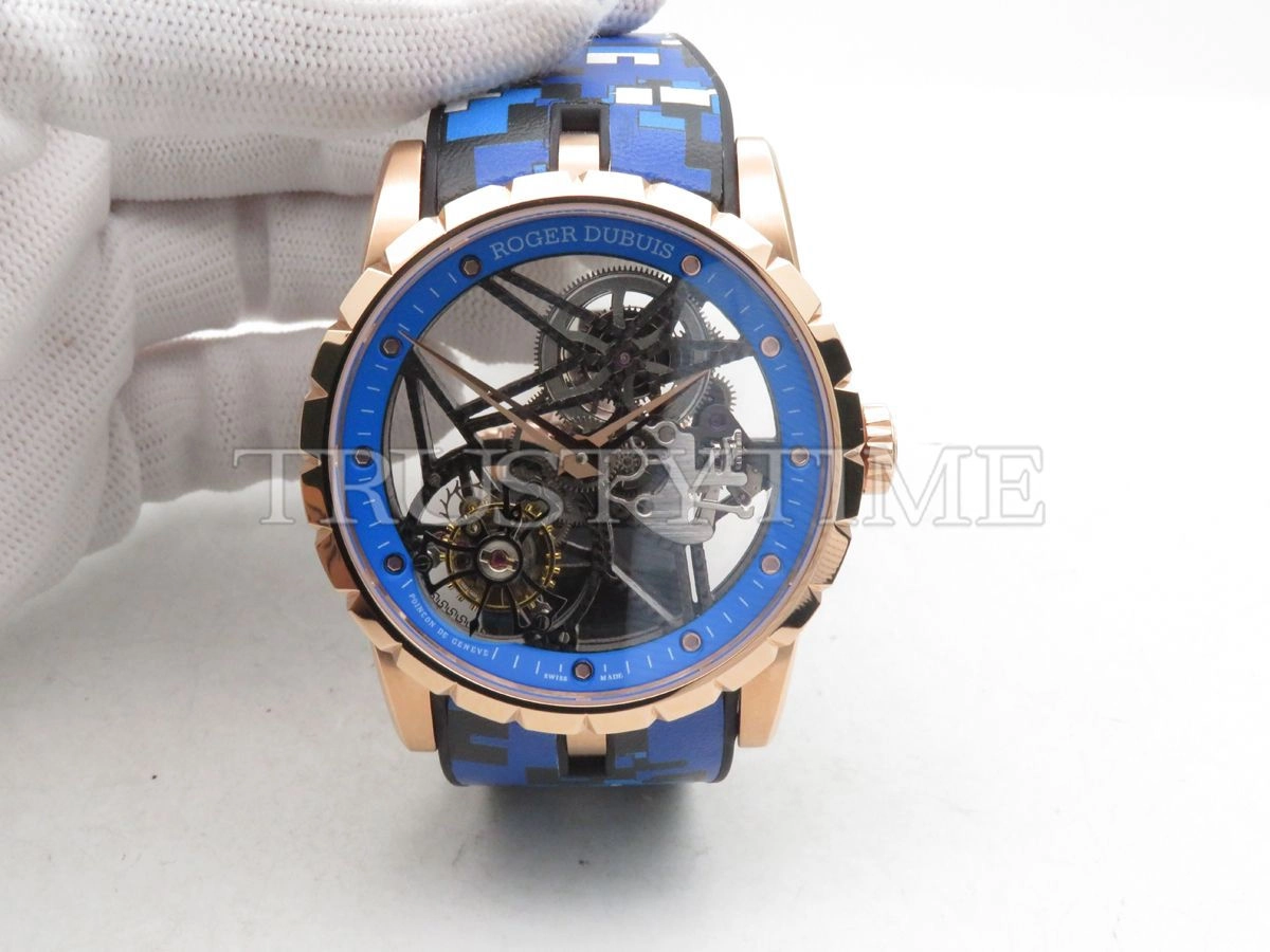 Копия часов Roger Dubuis Excalibur Skeleton Flying Tourbillon Blue
