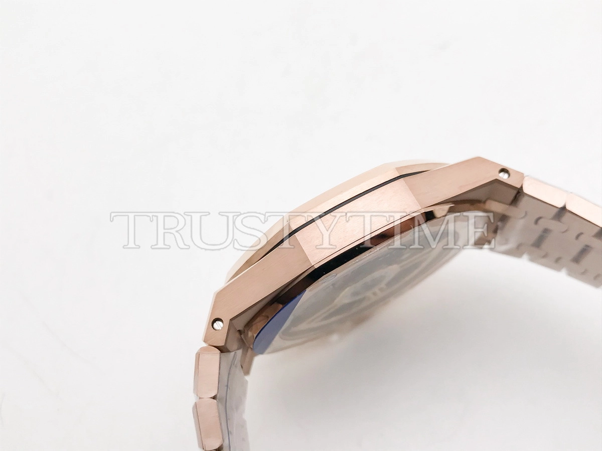 Копия часов Audemars Piguet Royal Oak Selfwinding 15510OR.OO.1320OR.04