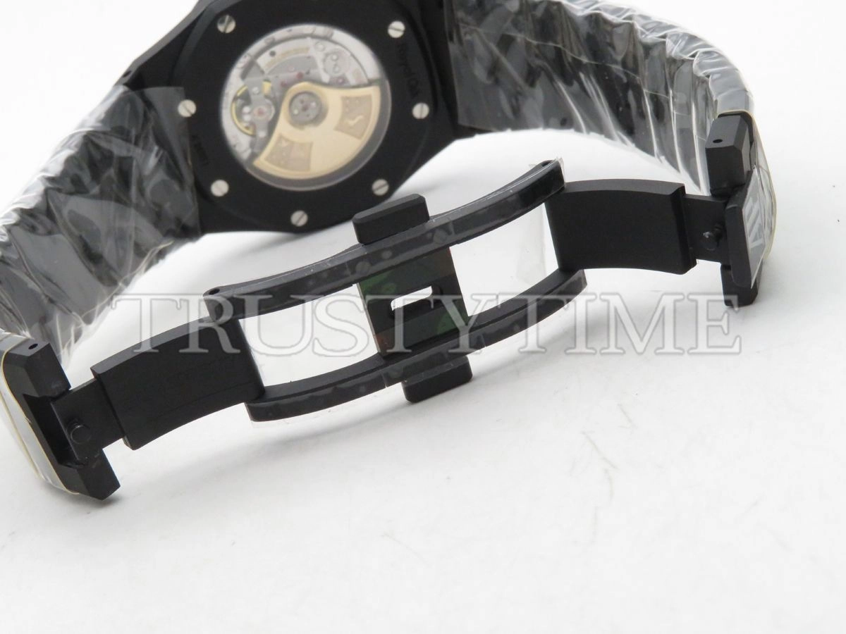 Копия часов Audemars Piguet Royal Oak Black Venom Custom 15400 White