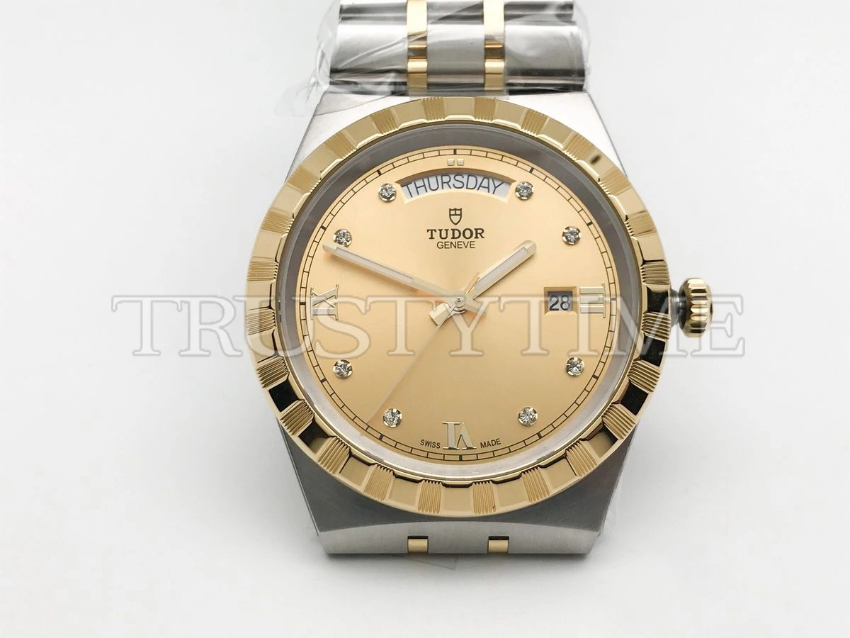 Копия часов Tudor Royal Day-Date 41mm M28603-0006