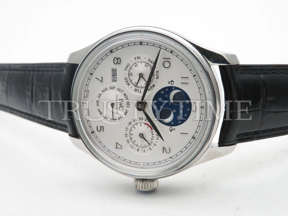 Копия часов IWC Portugieser Perpetual Calendar 44mm IW503406