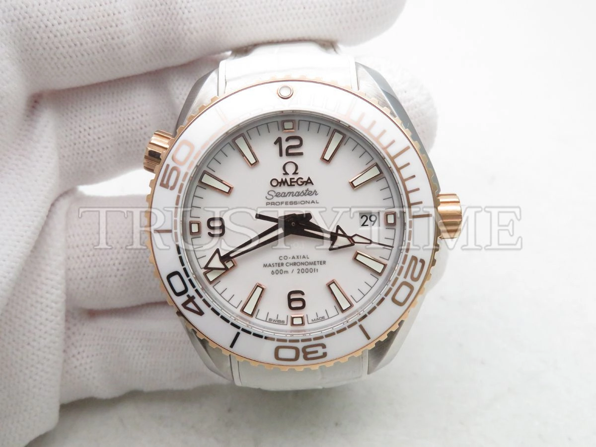 Копия часов Omega Seamaster Planet Ocean 600m Co‑Axial Master Chronometer 39,5 mm 215.23.40.20.04.001