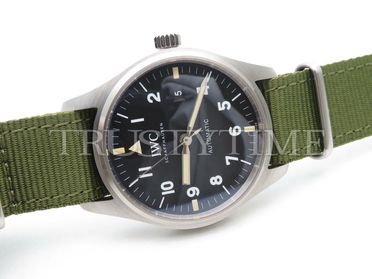 Копия часов IWC Pilot's Mark XVIII Tribute to Mark XI 40mm IW327007