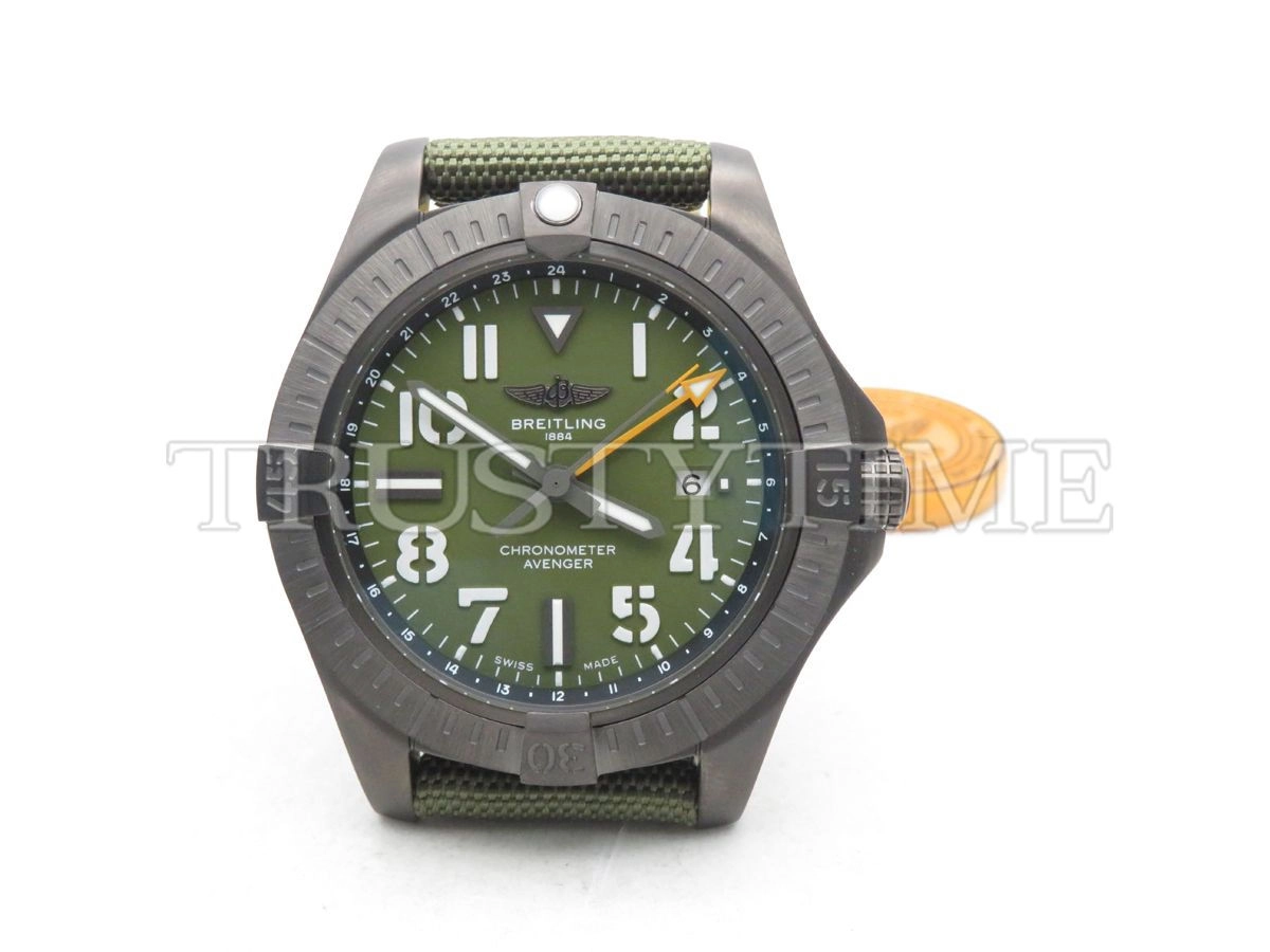 Копия часов Breitling Avenger Automatic GMT 45 Night Mission V323952A1L1X1