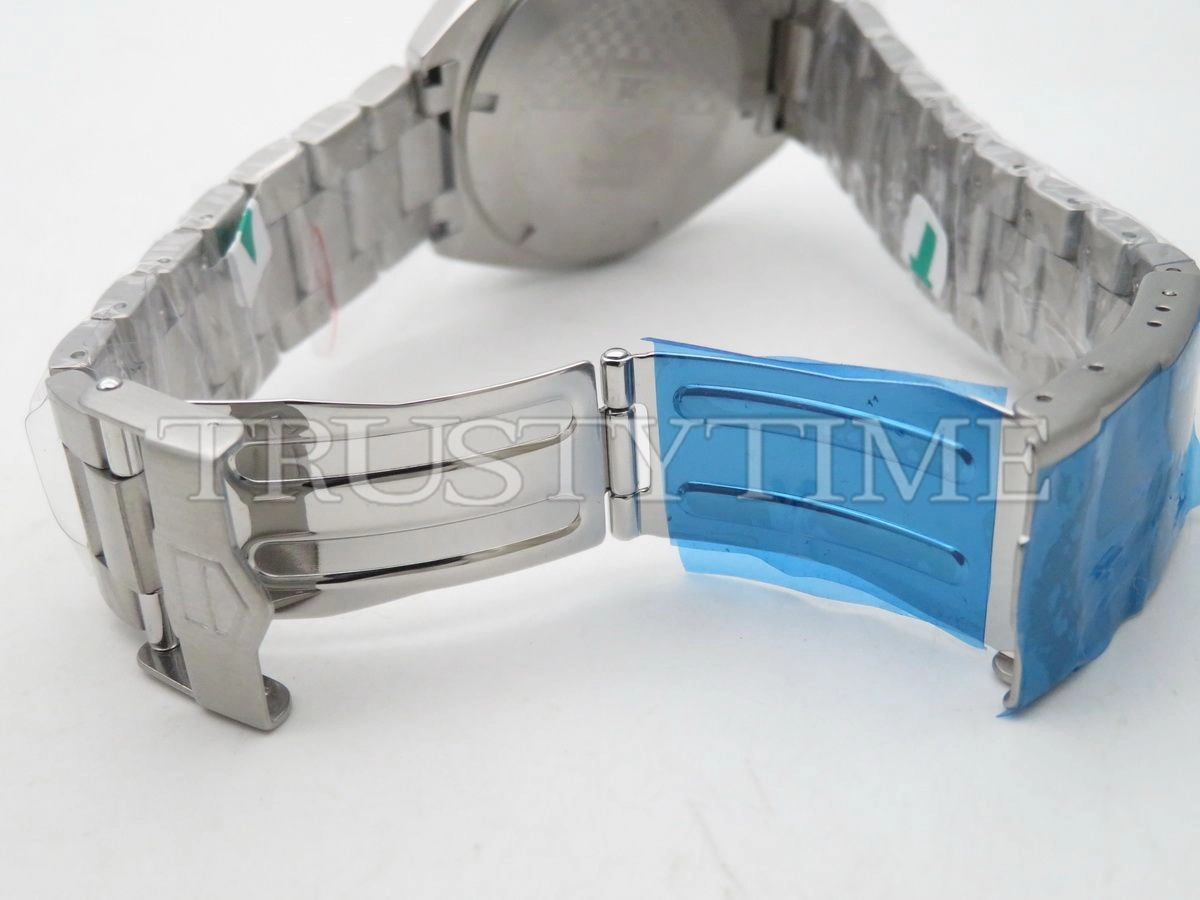 Копия часов Tag Heuer Formula 1 Quartz 41mm WAZ1112.BA0875