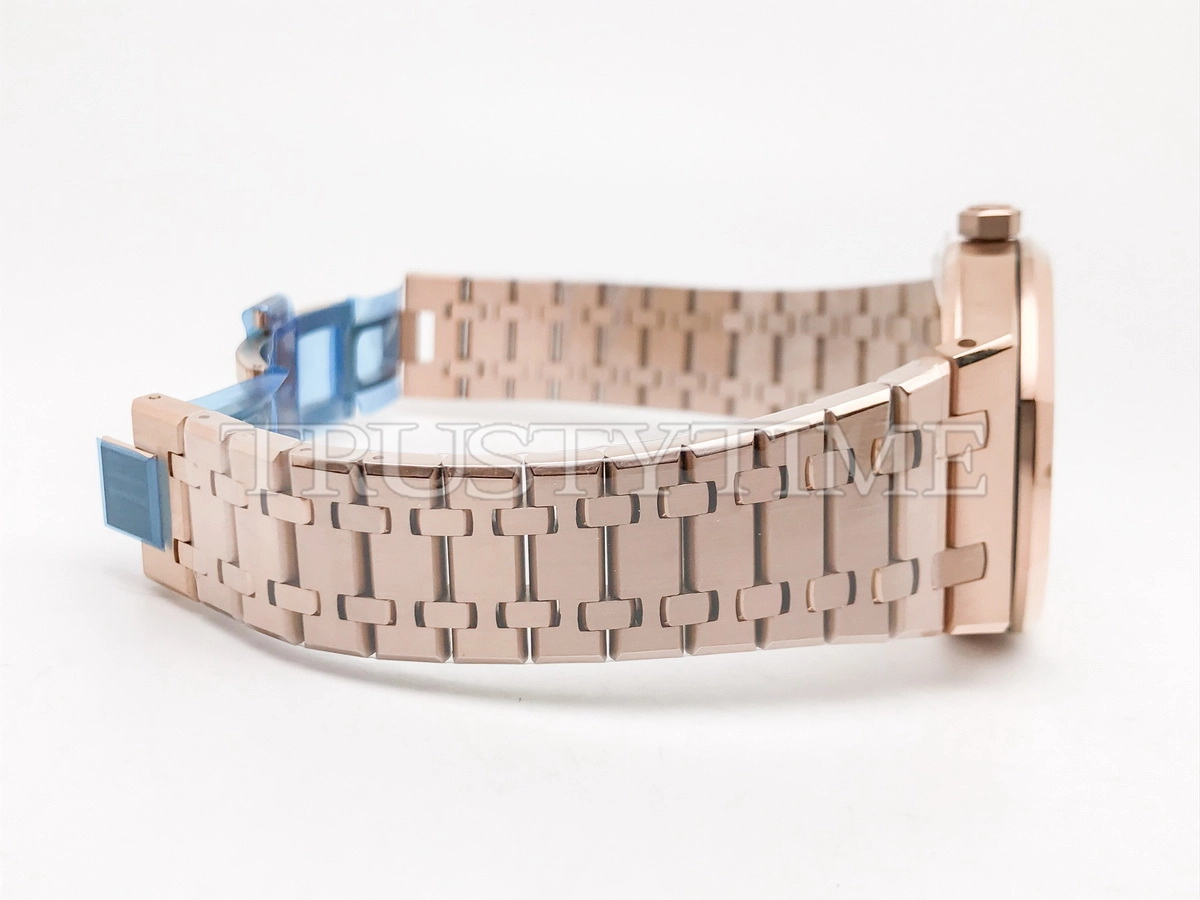 Копия часов Audemars Piguet Royal Oak Selfwinding 15510OR.OO.1320OR.04