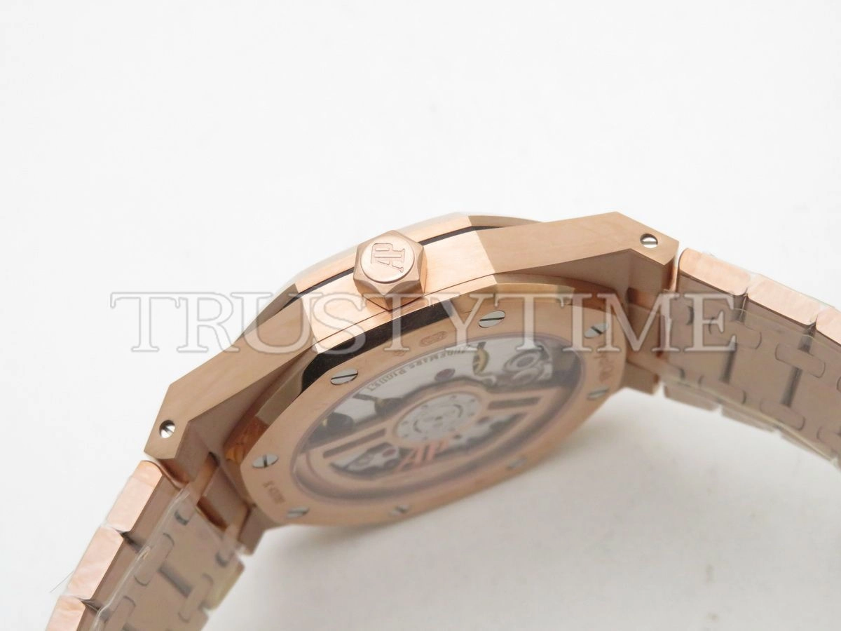 Копия часов Audemars Piguet Royal Oak 15400OR.OO.1220OR.03
