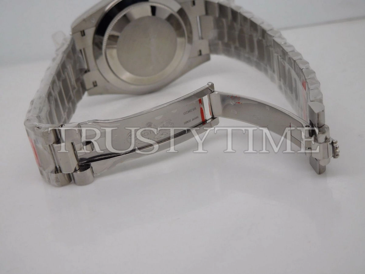 Копия часов Rolex Day-Date 40mm 228206-0001