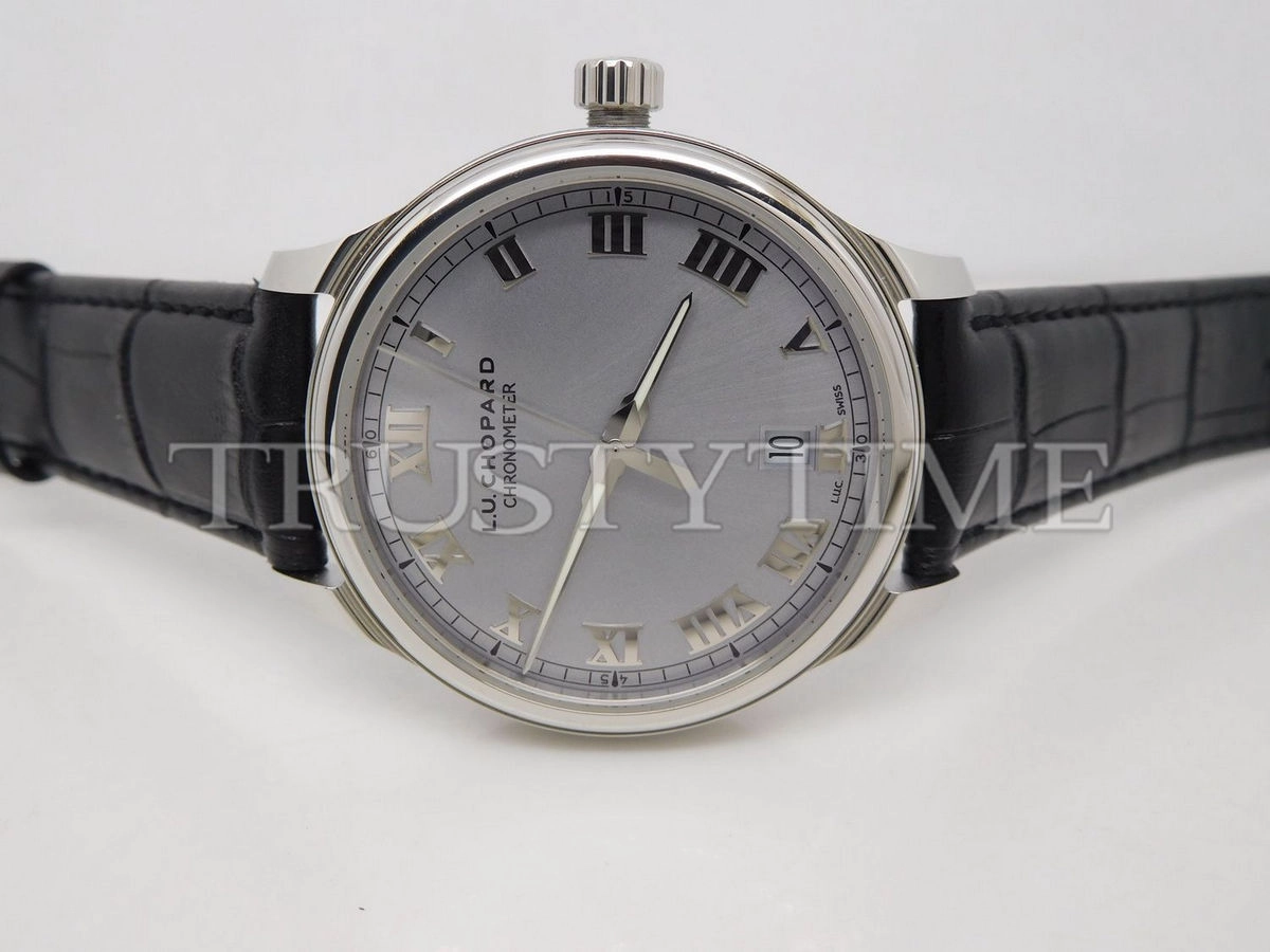 Копия часов Chopard L.U.C 1937 42mm 168544-3002