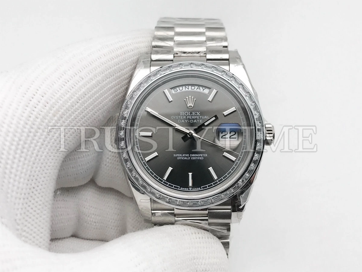 Копия часов Rolex Day-Date 40mm 228396TBR-0031