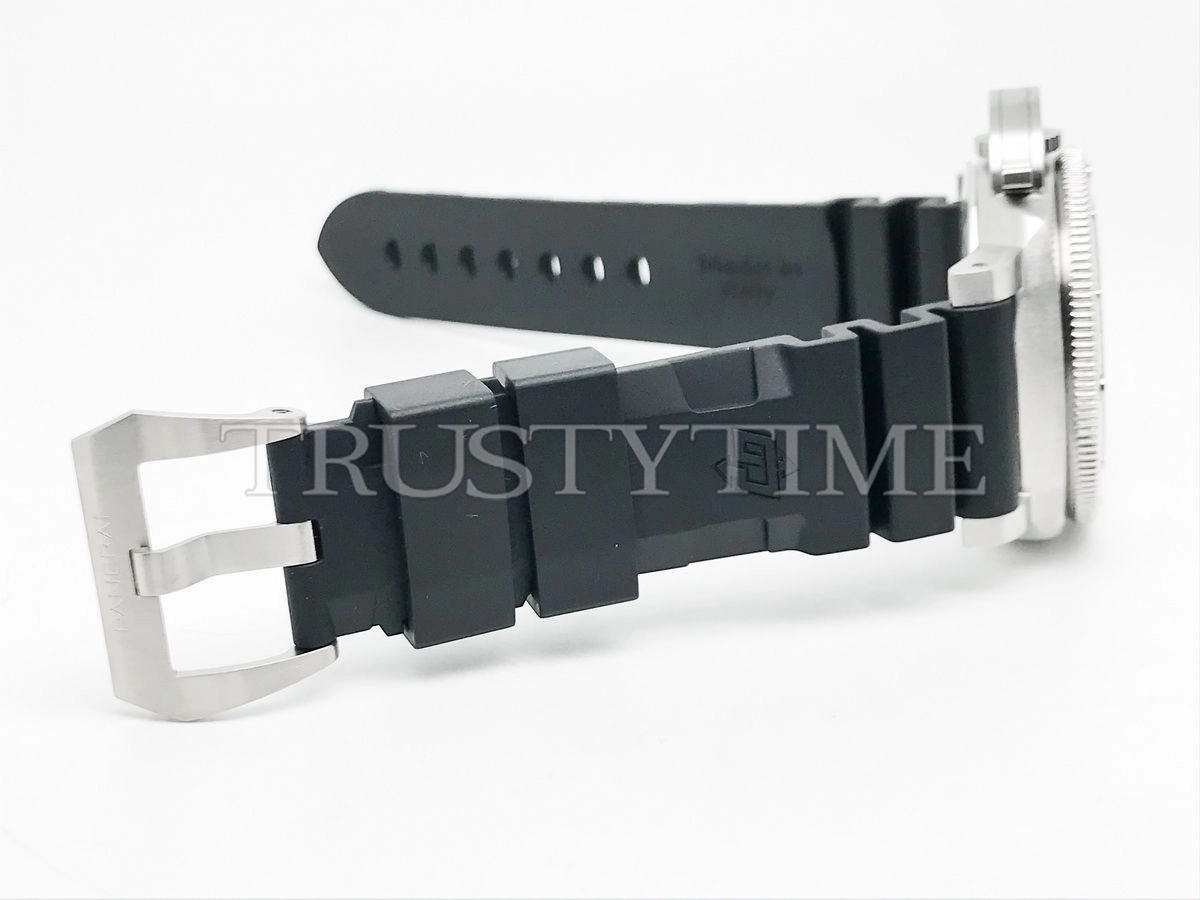 Копия часов Panerai Submersible Bianco 42mm PAM02223