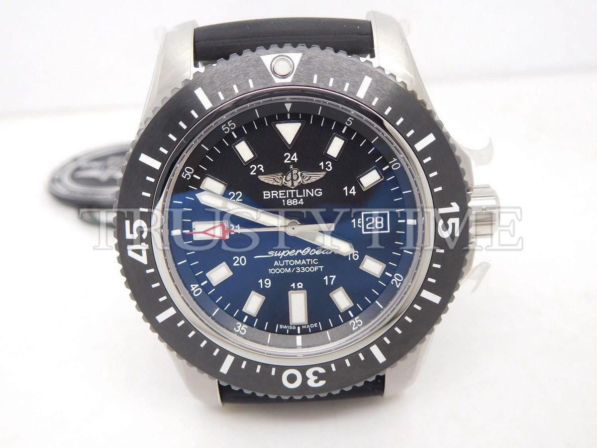 Копия часов Breitling Superocean Volcano 44 Y1739310/BF45/227S/A20SS.1