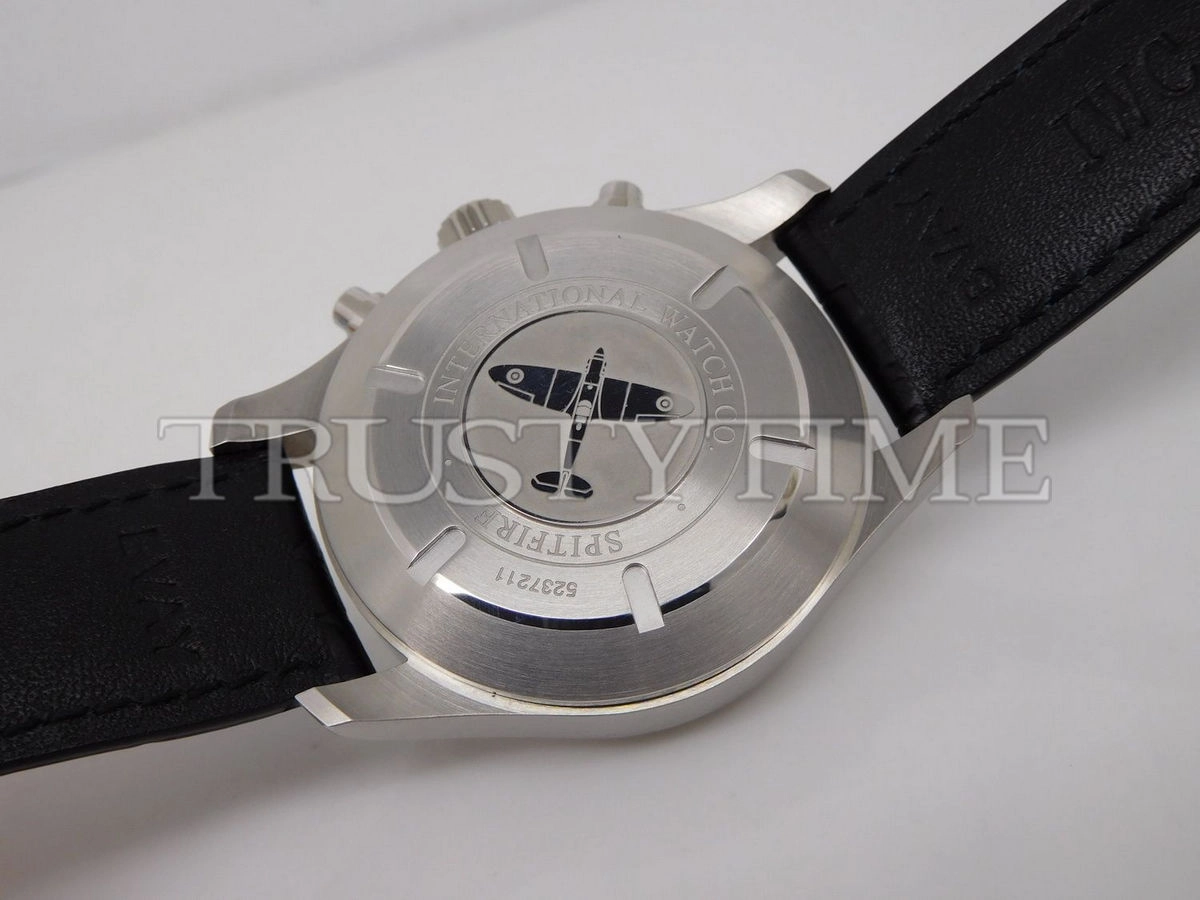Копия часов IWC Pilot’s Watch Chronograph Edition JU-Air 43mm IW387809