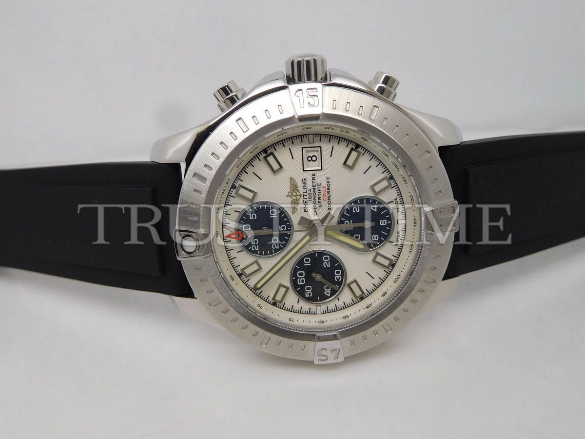 Копия часов Breitling Colt Chronograph Automatic 44 A1338811/G804/131S/A20S.1