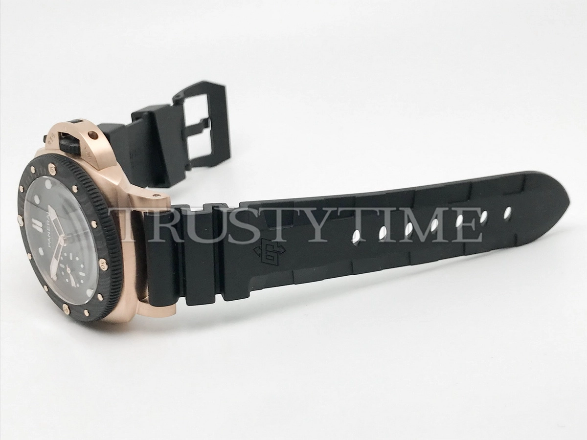 Копия часов Panerai Submersible Goldtech Orocarbo 44mm PAM01070