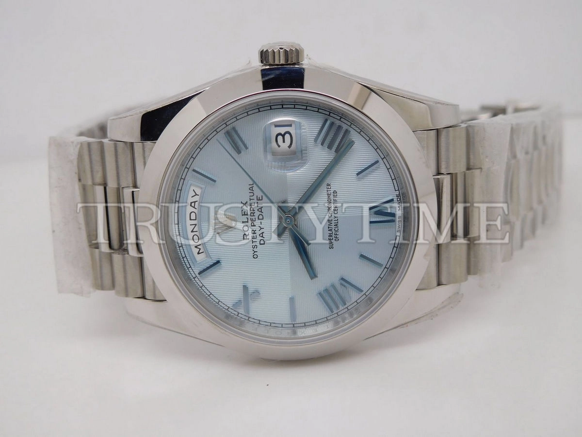 Копия часов Rolex Day-Date 40mm 228206-0001