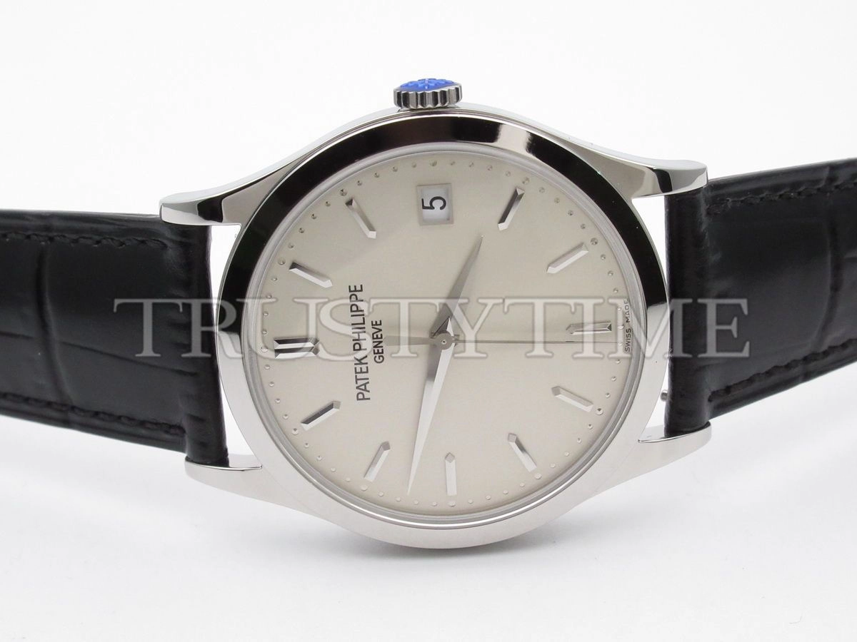 Копия часов Patek Philippe Calatrava 38mm 5296G-010