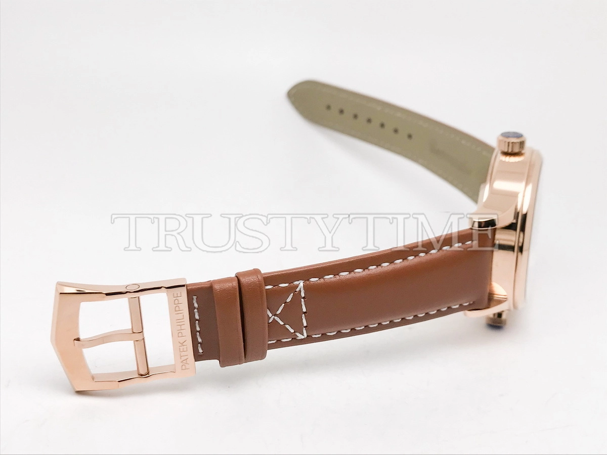 Копия часов Patek Philippe Calatrava Pilot Travel Time 42mm 5524R-001