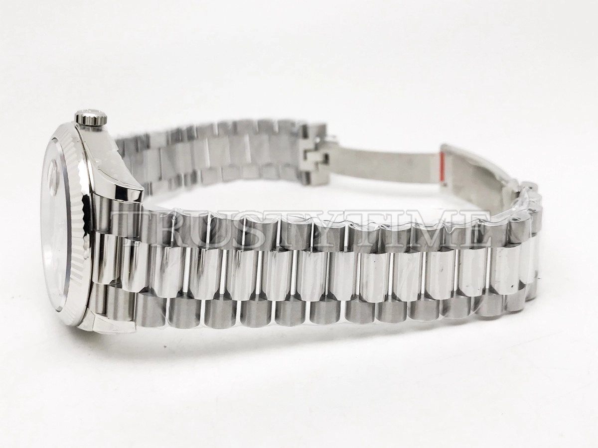 Копия часов Rolex Day-Date 40mm 228239-0055