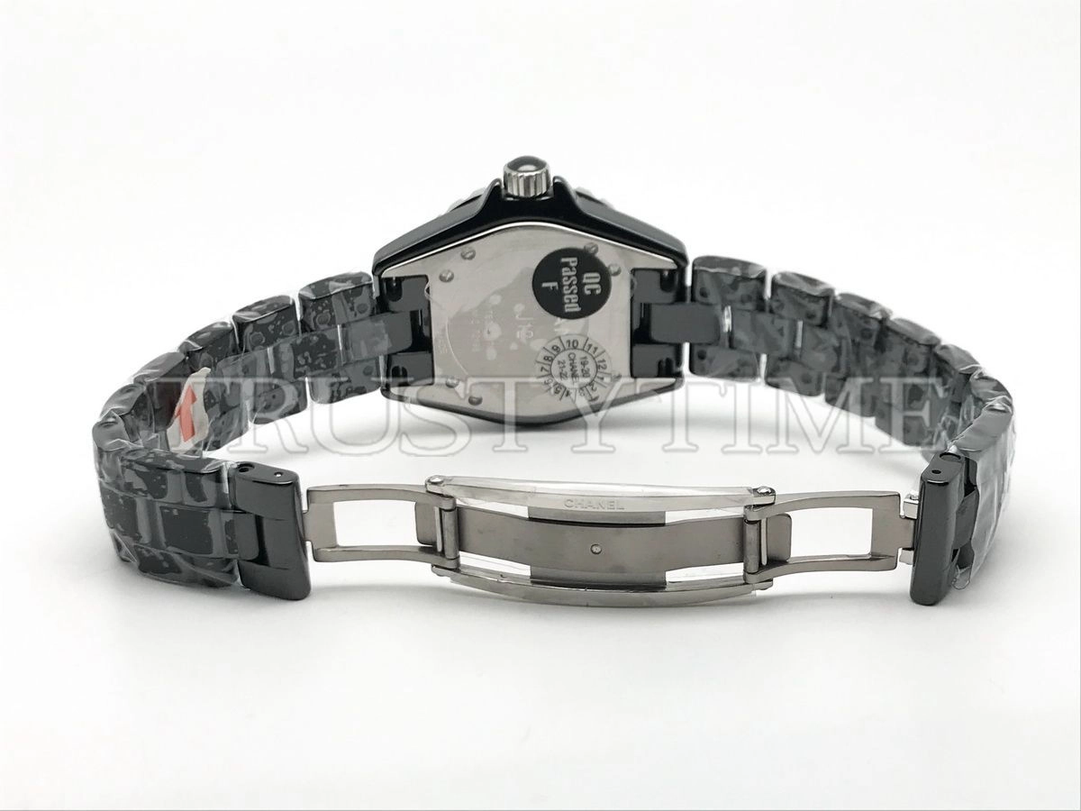 Копия часов Chanel J-12 33 H1625