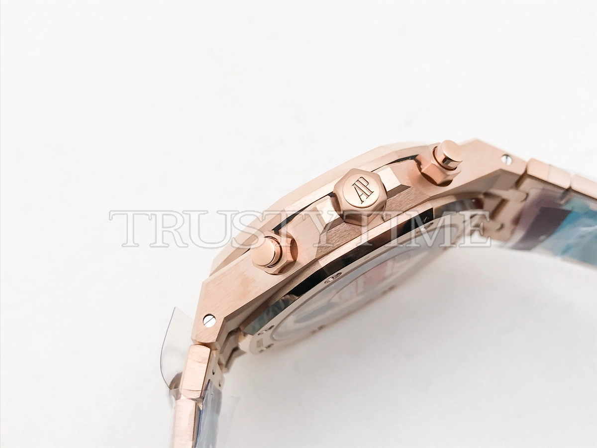 Копия часов Audemars Piguet Royal Oak Selfwinding Chronograph 26239OR.OO.1220OR.01