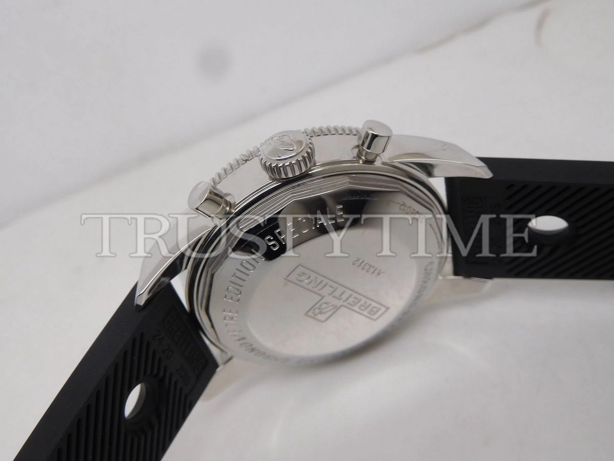 Копия часов Breitling Superocean Heritage Chronograph Volcano 46 A13313121B1A1