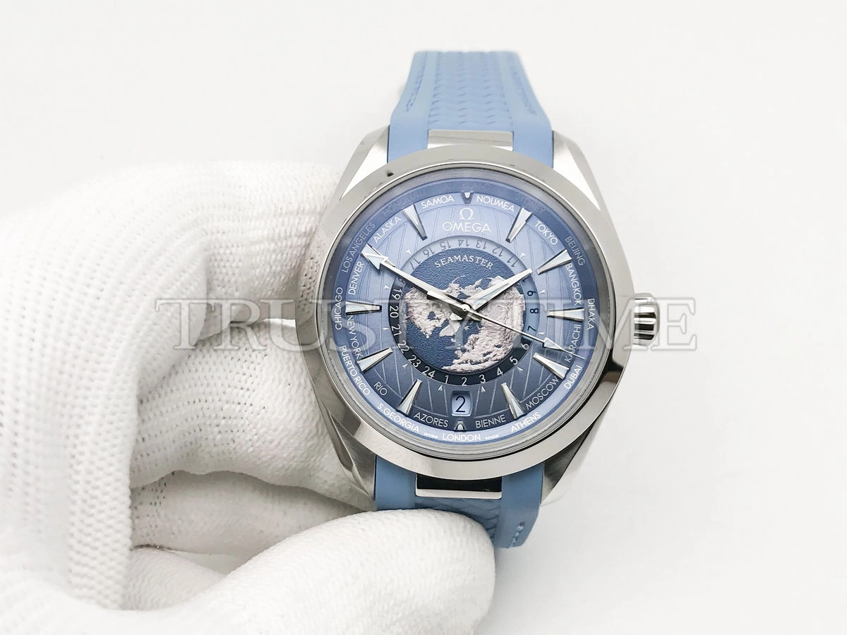 Копия часов Omega Seamaster Aqua Terra Co-axial Master Chronometer GMT Worldtimer 43mm 220.12.43.22.03.002