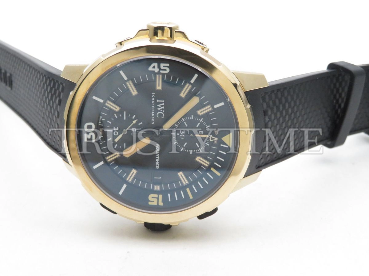 Копия часов IWC Aquatimer Chronograph Bronzo 44mm IW379503