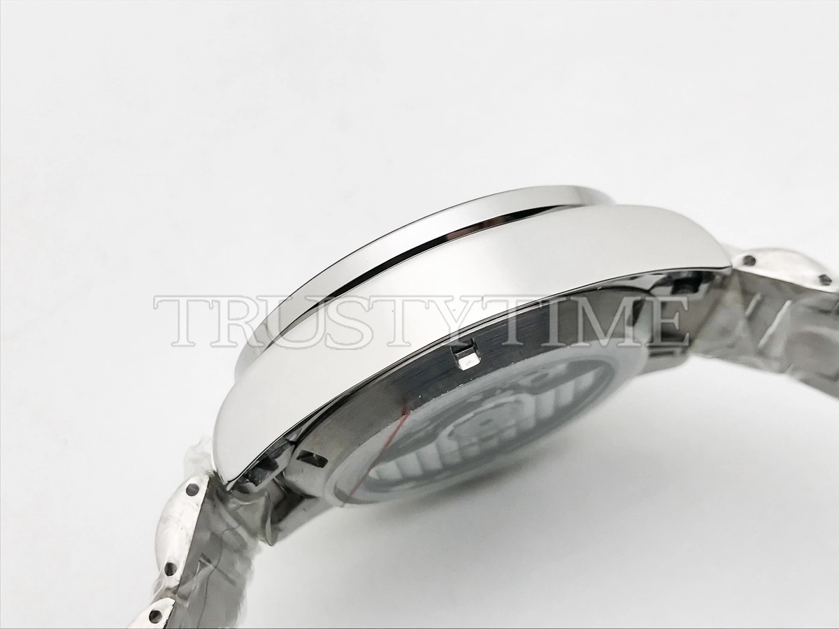 Копия часов Longines Conquest Chronograph 42 L3.835.4.98.6